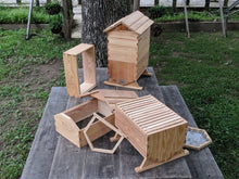 Load image into Gallery viewer, Lambrecht Brood Boxes